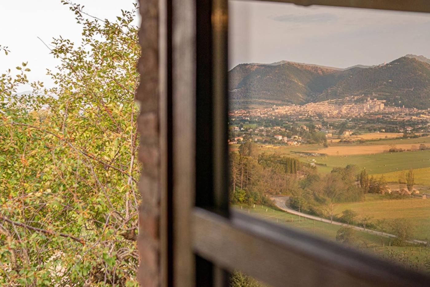 Fonte Chiara Villa Gubbio Buitenkant foto