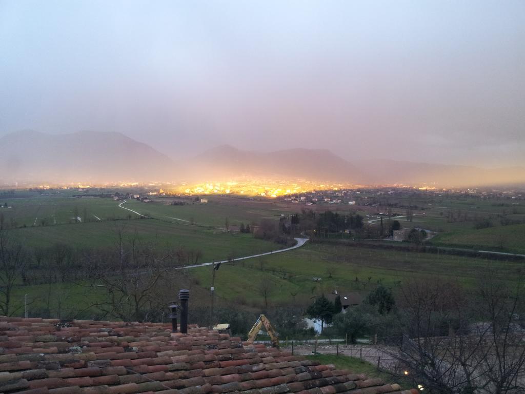 Fonte Chiara Villa Gubbio Kamer foto