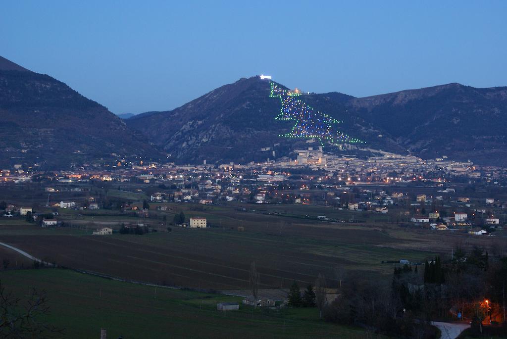 Fonte Chiara Villa Gubbio Buitenkant foto